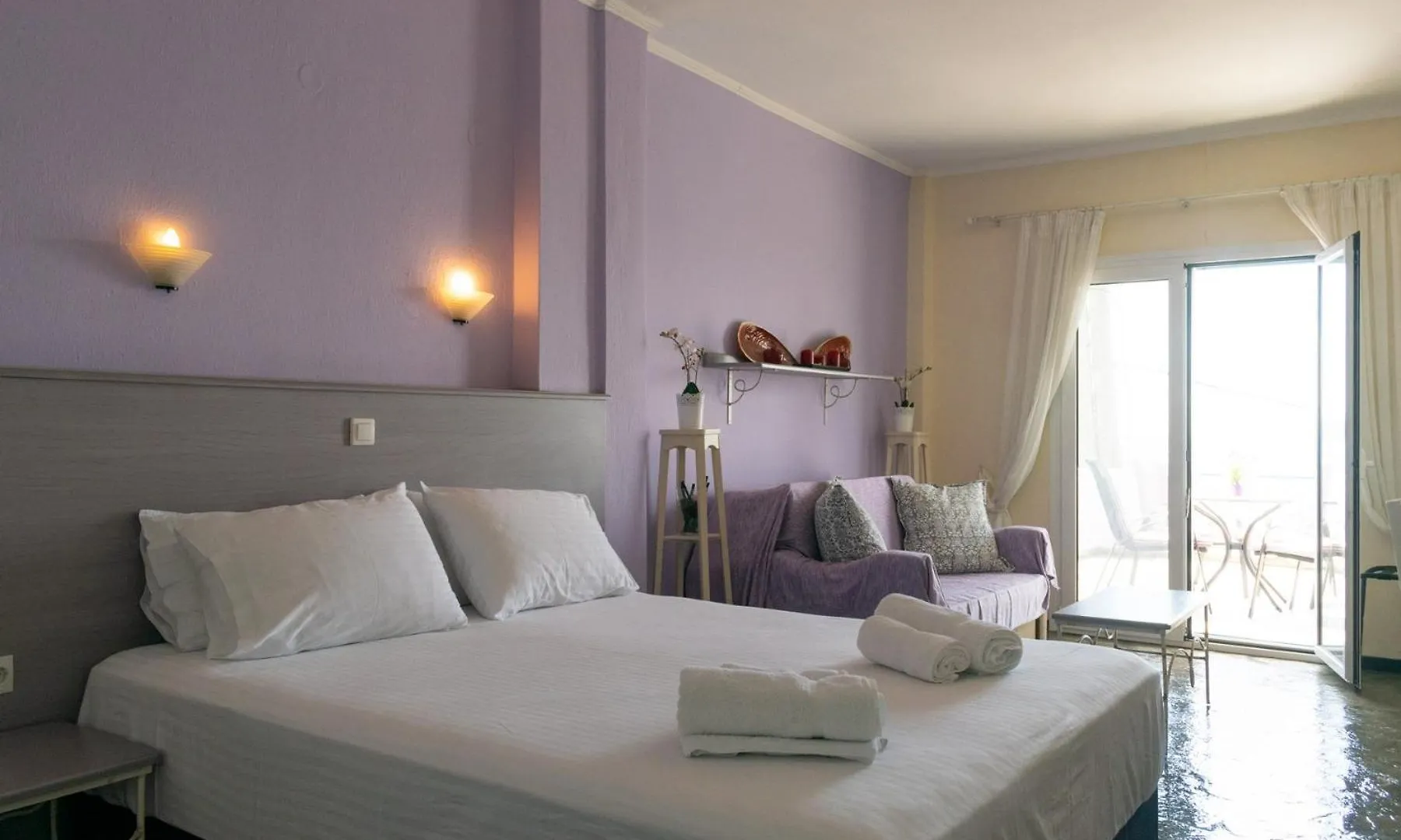 Sirius Apartments Neos Marmaras