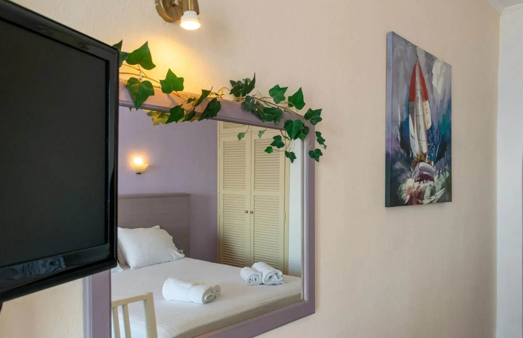 Sirius Apartments Neos Marmaras